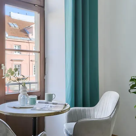 Apartment Corolla Nowy Swiat 43 Stare Miasto Warsaw